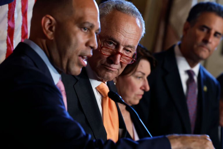 A Troika of Dems Could End the Shutdown